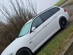 Vit Begagnad 2011 BMW 320 Comfort Edition Kombi | 69 000 kr (Marknadspris)