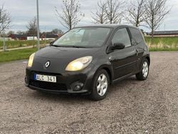 Svart Begagnad 2011 Renault Twingo Halvkombi | 19 900 kr (Bra pris)