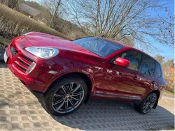 Röd Begagnad 2009 Porsche Cayenne SUV | 165 000 kr (Marknadspris)