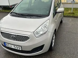 Silver Begagnad 2010 Kia Venga Halvkombi | 39 000 kr