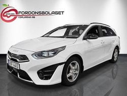 Vit Begagnad 2019 Kia Ceed GT-Line Halvkombi | 184 900 kr (Marknadspris)