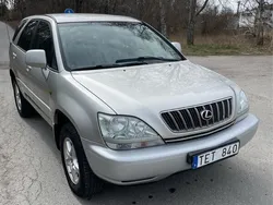 Silver Begagnad 2002 Lexus RX300 SUV | 39 000 kr