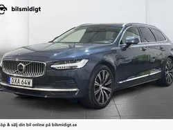 Mörkblå (blå) Begagnad 2022 Volvo V90 Inscription Kombi | 315 900 kr (Bra pris)