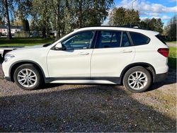Vit Begagnad 2016 BMW X1 Sport Line SUV | 125 000 kr