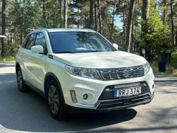 Vit Begagnad 2019 Suzuki Vitara SUV | 114 900 kr (Marknadspris)
