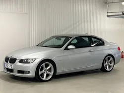 Ljusgrå Begagnad 2006 BMW 335 Sportkupé | 164 000 kr (Marknadspris)