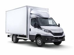 Vit Begagnad 2023 Iveco Daily Van | 780 747 kr