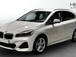Vit Begagnad 2019 BMW 225 Active Tourer M Sport Minibuss | 249 700 kr (Bra pris)