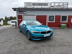 Ljusblå Begagnad 2017 BMW 540 Sport Line Sedan | 289 900 kr