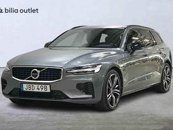 Grå Begagnad 2020 Volvo V60 Kombi | 304 900 kr (Marknadspris)