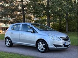 Grå Begagnad 2011 Opel Corsa Enjoy Halvkombi | 49 900 kr (Marknadspris)