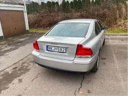 Grå Begagnad 2007 Volvo S60 Kinetic Sedan | 15 000 kr