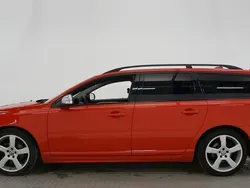 Röd Begagnad 2011 Volvo V70 R-Design Kombi | 43 500 kr