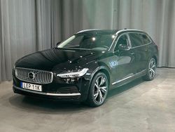 Svart Begagnad 2024 Volvo V90 Core Kombi | 485 000 kr (Marknadspris)