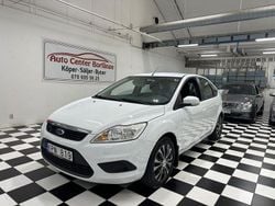Vit Begagnad 2010 Ford Focus Trend Halvkombi | 39 900 kr (Lite dyr)