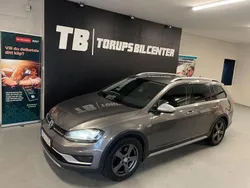 Grå Begagnad 2016 VW Golf Alltrack Kombi | 108 900 kr (Dyr)
