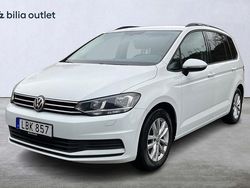 Vit Begagnad 2015 VW Touran Minibuss | 149 900 kr (Marknadspris)