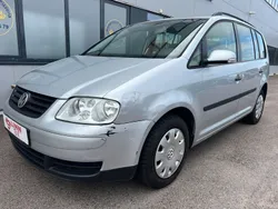 Mörkblå Begagnad 2004 VW Touran Minibuss | 17 999 kr