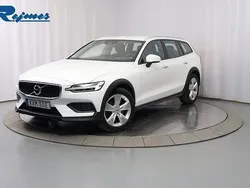 Vit Begagnad 2019 Volvo V60 CC SE Kombi | 259 800 kr (Marknadspris)