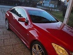 Röd Begagnad 2011 Mercedes E200 AMG Sportkupé | 125 000 kr (Bra pris)