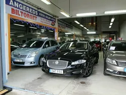 Svart Begagnad 2012 Jaguar XJ Sedan | 240 000 kr