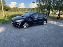 Svart Begagnad 2011 Peugeot 308 Halvkombi | 57 500 kr (Marknadspris)