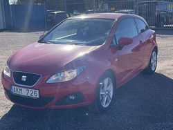Röd Begagnad 2011 Seat Ibiza Sport Halvkombi | 39 000 kr