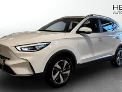Vit (white) Begagnad 2022 MG ZS Luxury Sedan | 244 900 kr (Bra pris)