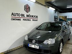 Grön Begagnad 2006 VW Golf V Trendline Halvkombi | 39 900 kr (Marknadspris)