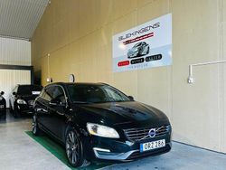 Svart Begagnad 2014 Volvo V60 Momentum Kombi | 109 900 kr (Marknadspris)