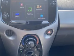 Röd Begagnad 2020 Toyota Aygo X-play Halvkombi | 107 000 kr (Marknadspris)