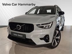 Grå Begagnad 2024 Volvo XC40 Plus SUV | 404 900 kr (Dyr)