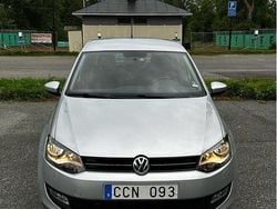 Silver Begagnad 2011 VW Polo Halvkombi | 57 000 kr (Marknadspris)