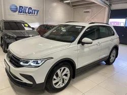 Vit Begagnad 2023 VW Tiguan SUV | 319 900 kr (Marknadspris)