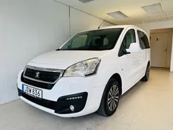 Vit Begagnad 2016 Peugeot Partner Tepee Minibuss | 109 900 kr (Lite dyr)