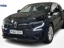 Svart Begagnad 2023 Renault Mégane Equilibre Halvkombi | 249 000 kr (Bra pris)