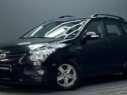 Svart Begagnad 2011 Hyundai i30 Eco Kombi | 49 900 kr (Marknadspris)
