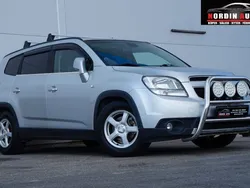 Grå Begagnad 2011 Chevrolet Orlando Minibuss | 64 900 kr (Marknadspris)