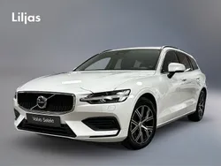 Vit Begagnad 2023 Volvo V60 Core Kombi | 349 000 kr (Bra pris)