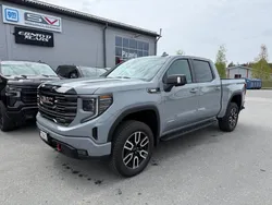 Grå (grå thunderstorm metallic) Ny 2025 Chevrolet Silverado Van | 1 218 750 kr (Dyr)