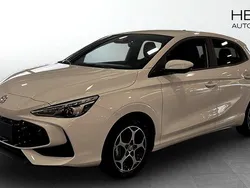 Vit (white) Begagnad 2024 MG MG3 Luxury Halvkombi | 219 900 kr (Marknadspris)