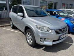 Silver Begagnad 2011 Toyota RAV4 Multidrive S SUV | 126 800 kr (Marknadspris)