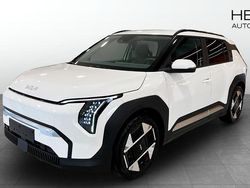 Vit (white) Ny 2025 Kia EV3 4 SUV | 539 300 kr (Lite dyr)