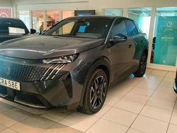 Grå Begagnad 2024 Peugeot 3008 GT SUV | 328 998 kr