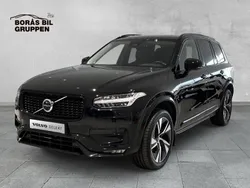 Svart Begagnad 2023 Volvo XC90 Plus SUV | 649 000 kr (Marknadspris)