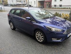 Begagnad 2015 Ford Focus Titanium Kombi | 55 000 kr (Marknadspris)