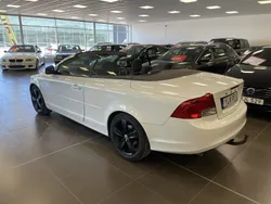 Vit Begagnad 2011 Volvo C70 Summum Cab | 109 900 kr (Bra pris)