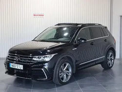 Svart Begagnad 2022 VW Tiguan R-line SUV | 359 900 kr (Bra pris)
