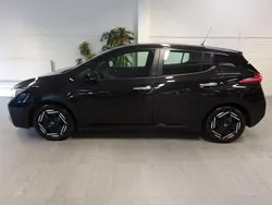 Svart Begagnad 2022 Nissan Leaf Acenta Halvkombi | 189 900 kr (Lite dyr)