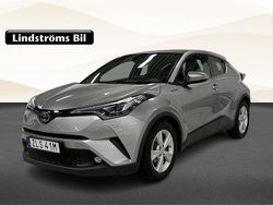 Grå Begagnad 2019 Toyota C-HR Executive SUV | 239 000 kr (Marknadspris)